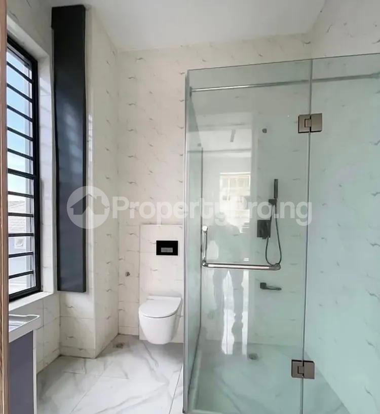 2 & 3 Bedroom Apartment