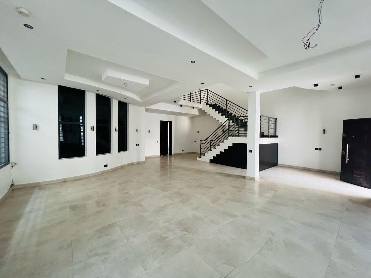 TO LET  at  PINNOCK BEACH ESTATE, OSAPA 4 Bedroom Semi-detached with BQ