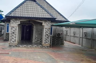 PROPERTY FOR SALE  IN IDIROKO, ITAMAGA  WELL FINISHED 3 BEDROOM BUNGALOW ENSUIT