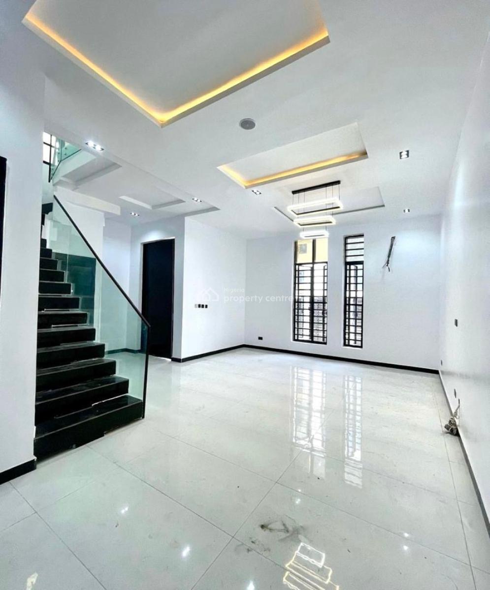 4 bedroom semi-detached duplex for sale