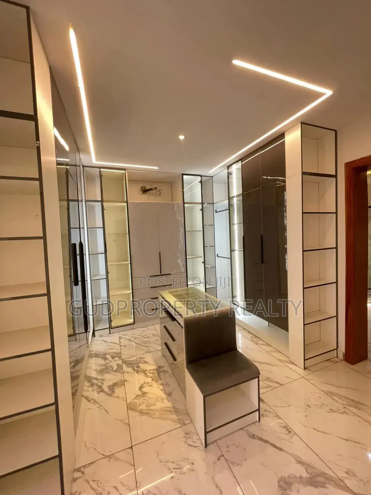 4 Bedroom Fully Detached Duplex