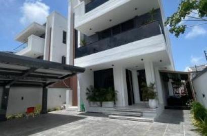 5 bedroom detached duplex for sale