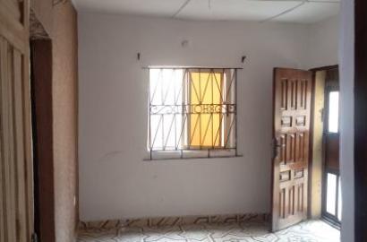 1 bedroom mini flat (room and parlour) for rent