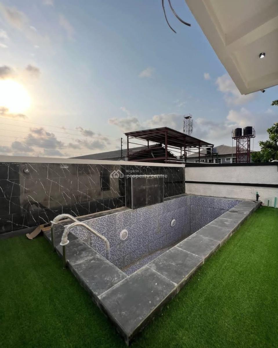5 bedroom detached duplex for sale