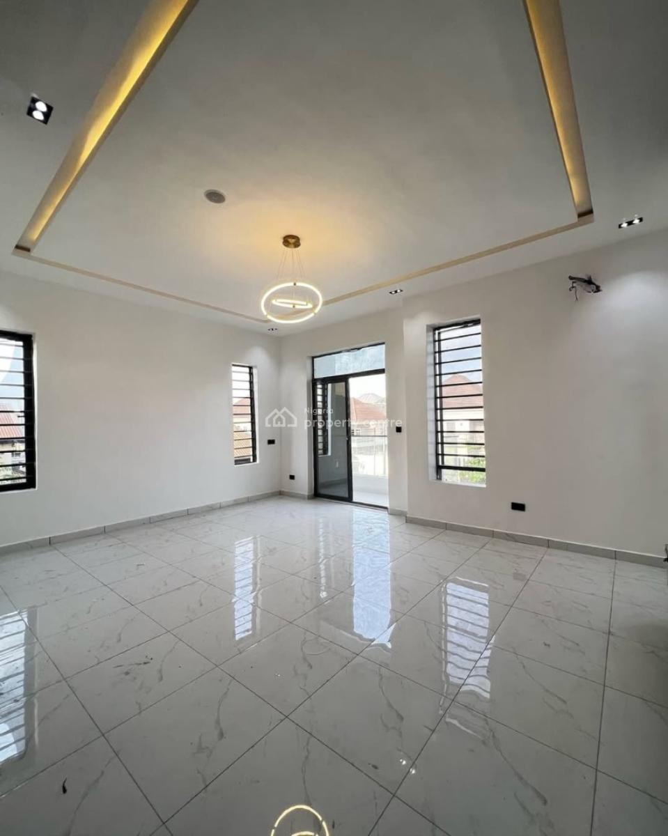 5 bedroom detached duplex for sale