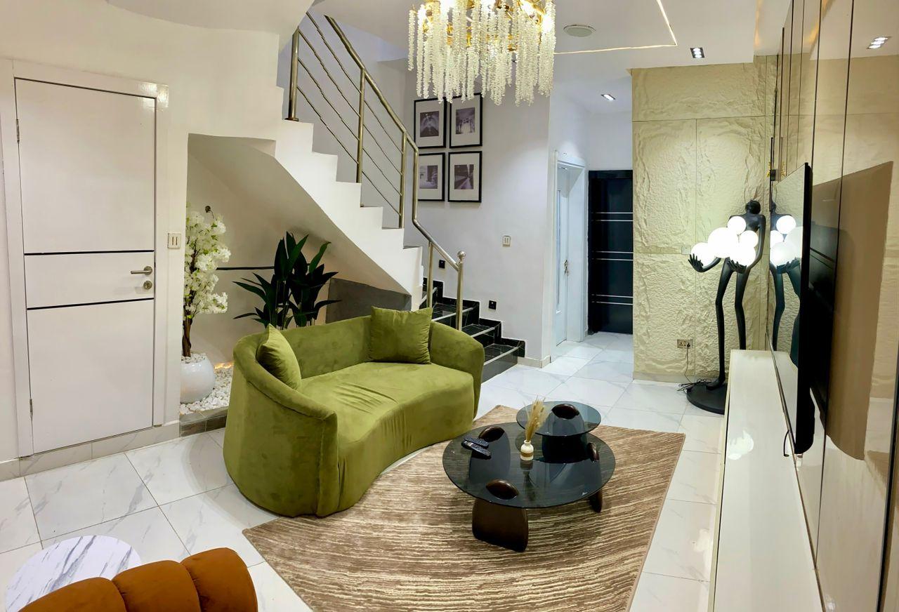 3 bedroom fully funished- terrace IKOTA GRA LEKKI