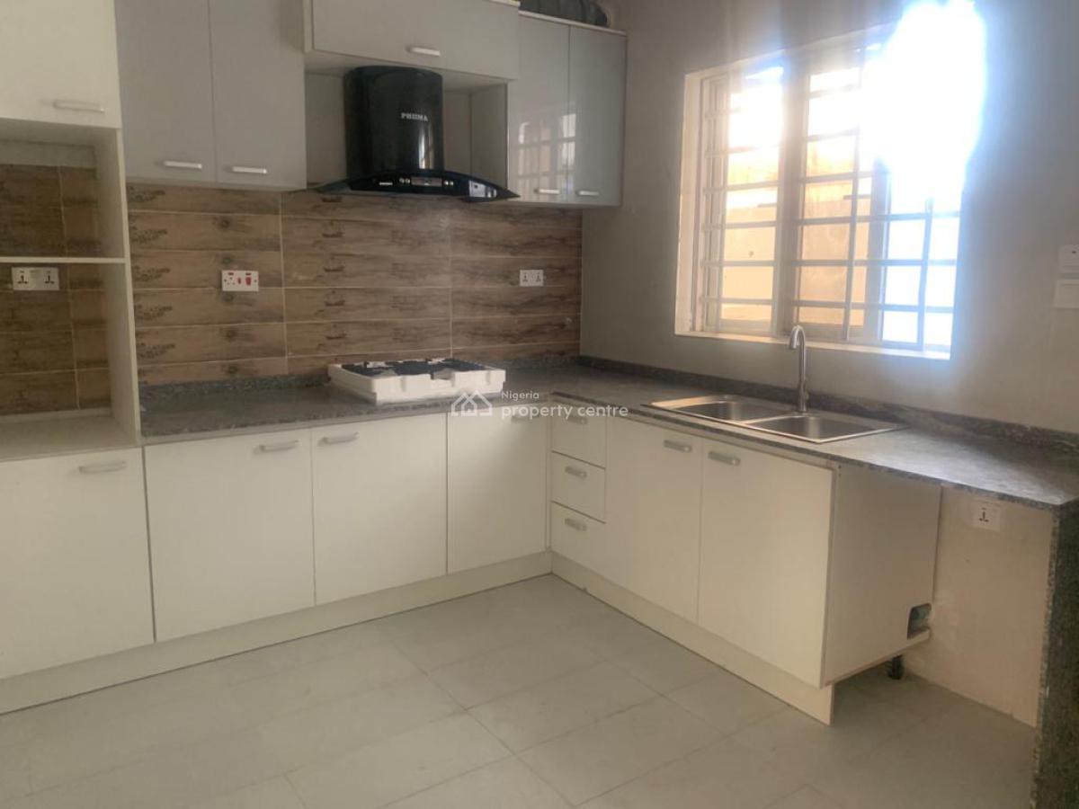 3 bedroom terraced duplex for rent