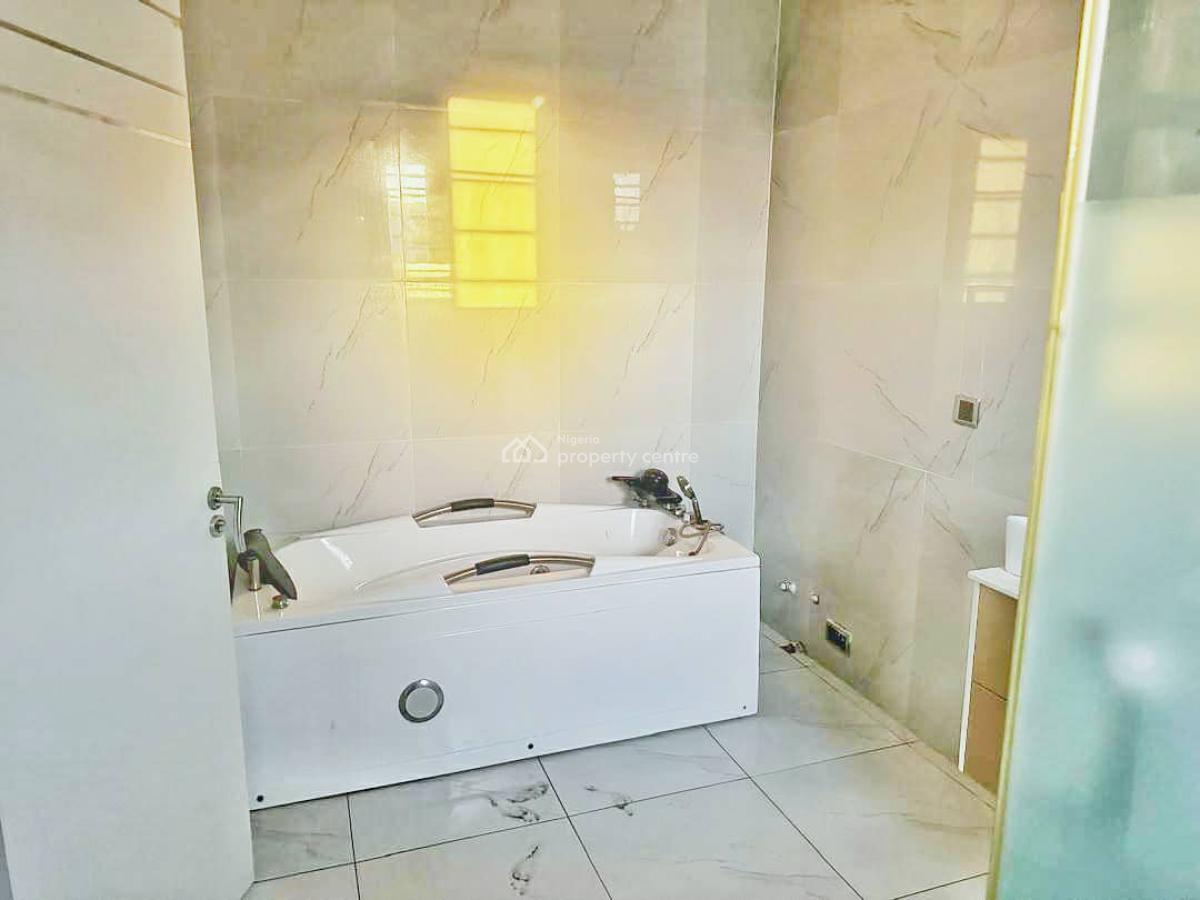 4 bedroom detached duplex for sale