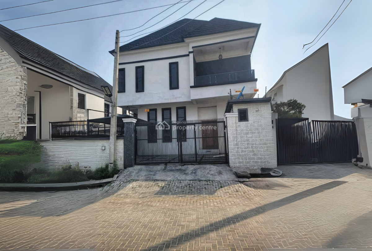 4 bedroom detached duplex for sale