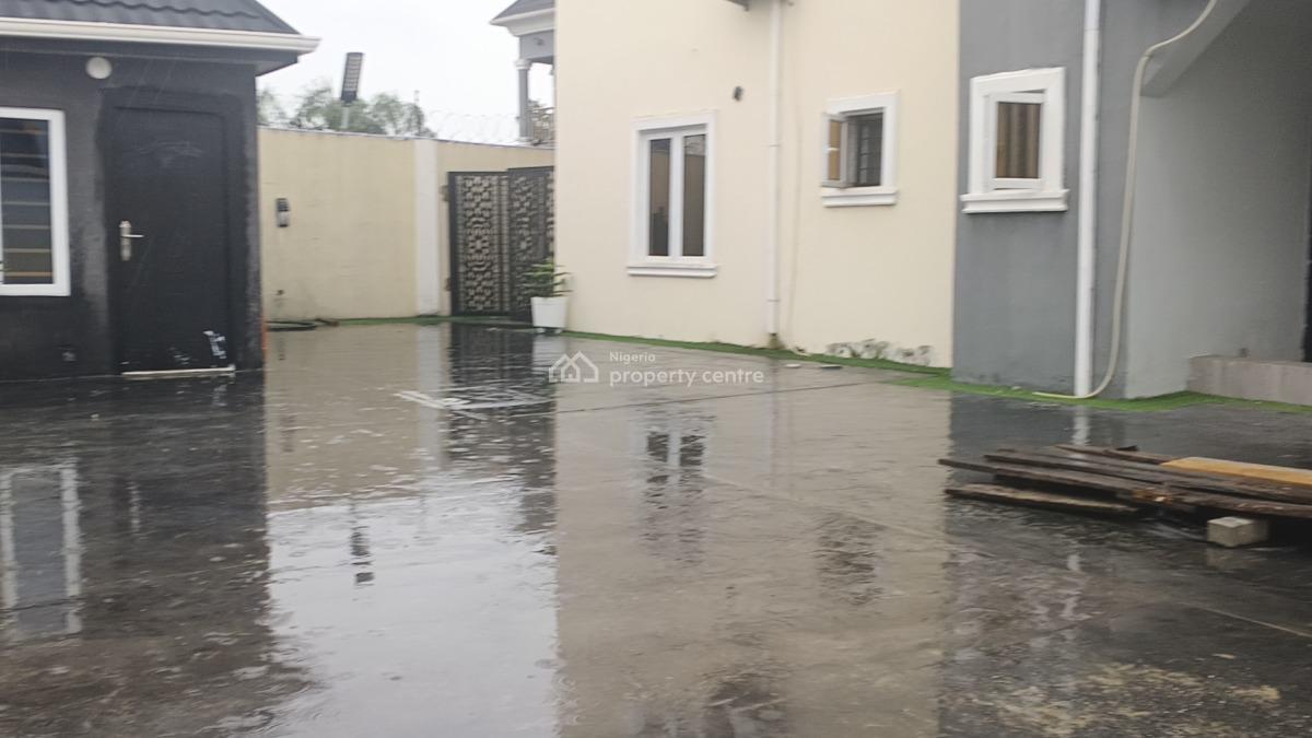 14 bedroom flat / apartment for sale
