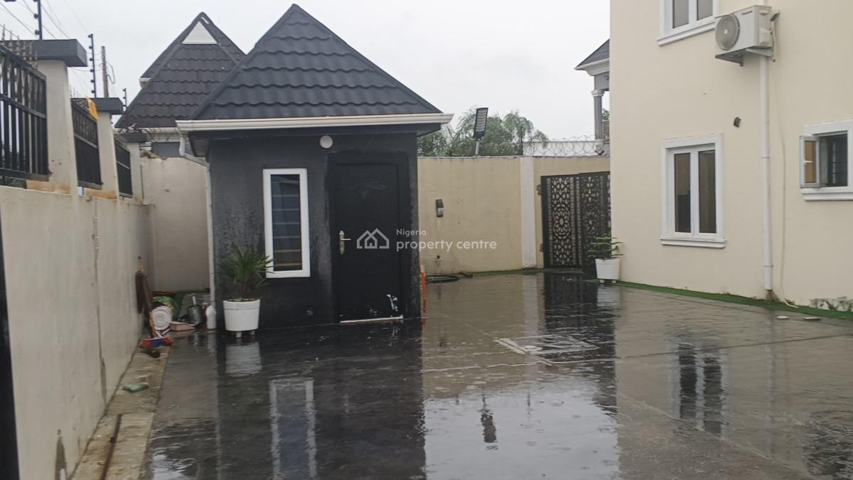 14 bedroom flat / apartment for sale