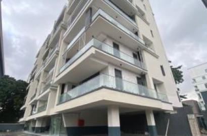 Luxury 4 Bedroom Maissonate With Bq