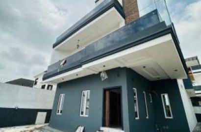 Newly Built 5 Bedroom Fully Detached Duplex With A Bq And Terrace Roof