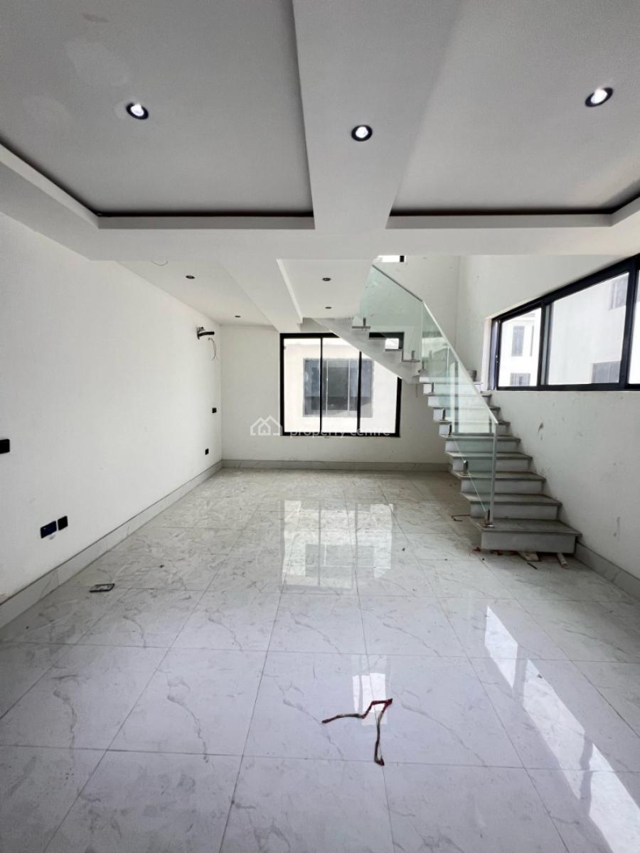 4 bedroom terraced duplex for sale