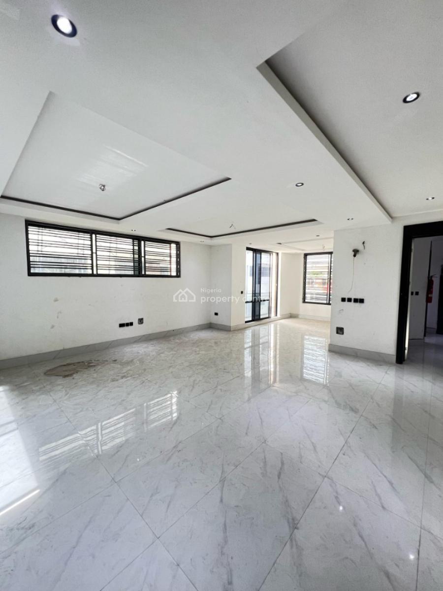 4 bedroom terraced duplex for sale