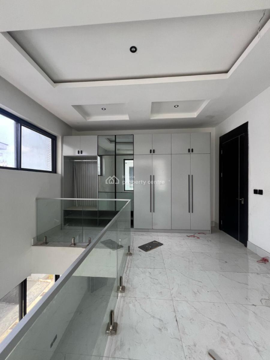 4 bedroom terraced duplex for sale