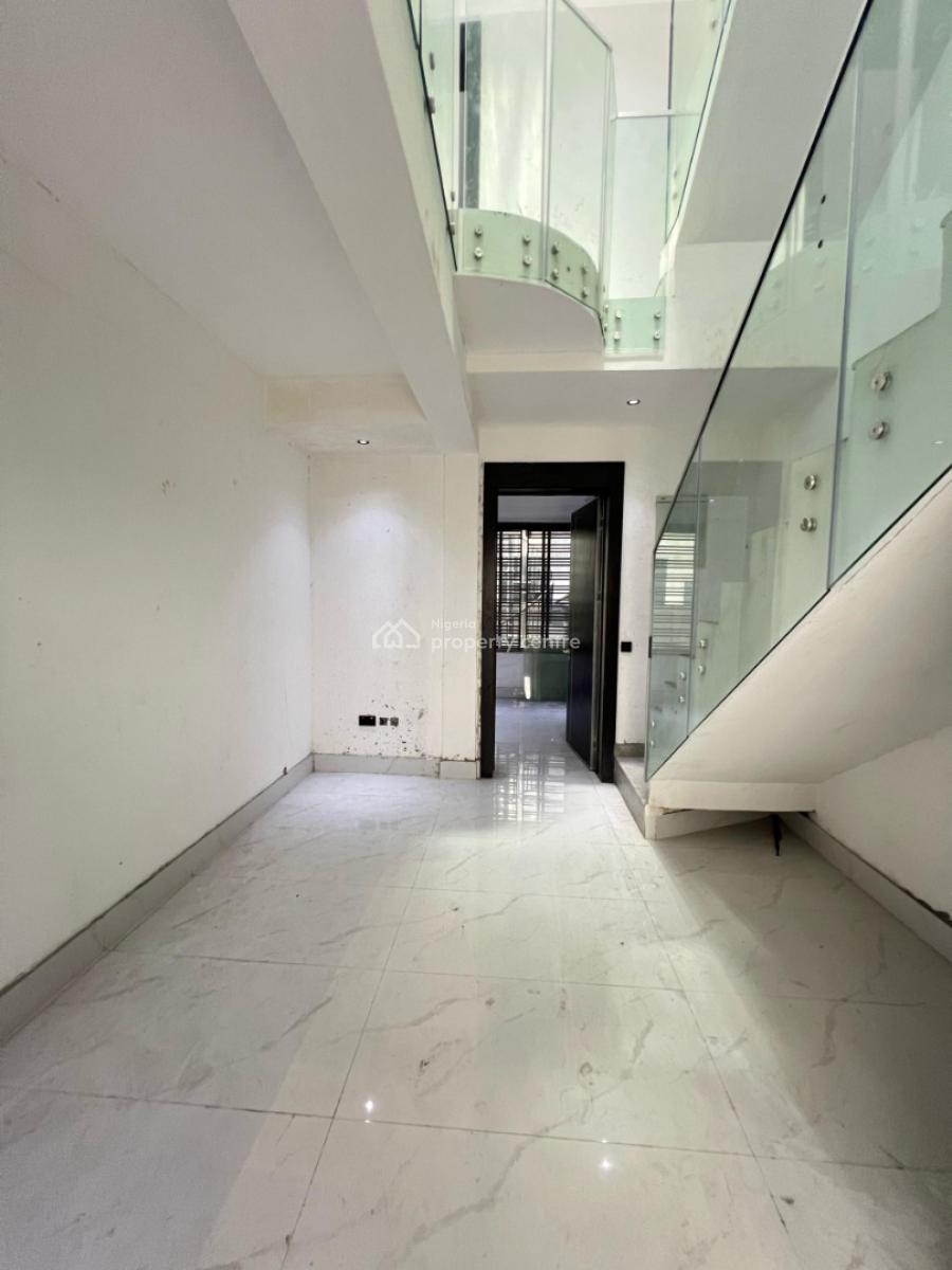 4 bedroom terraced duplex for sale