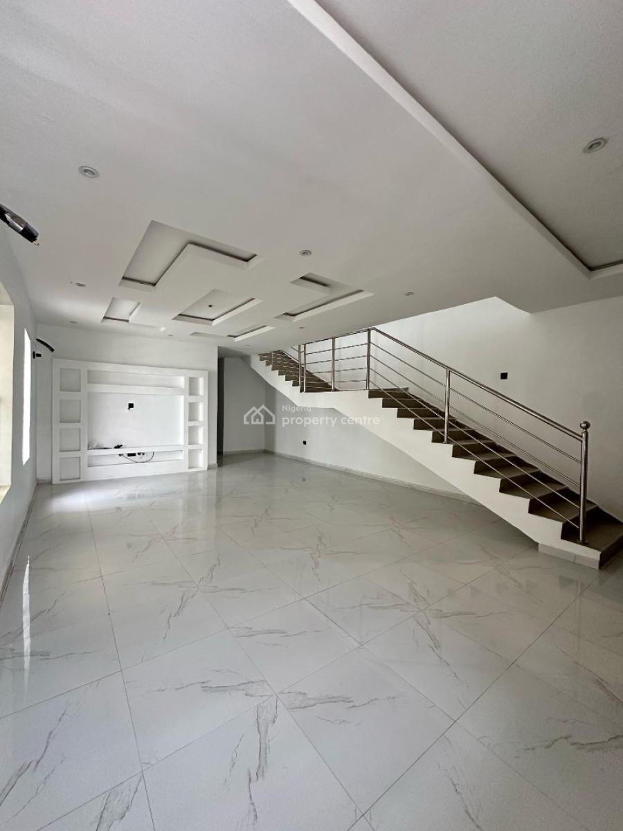Stunning 4 Bedroom Semi Detached With Bq