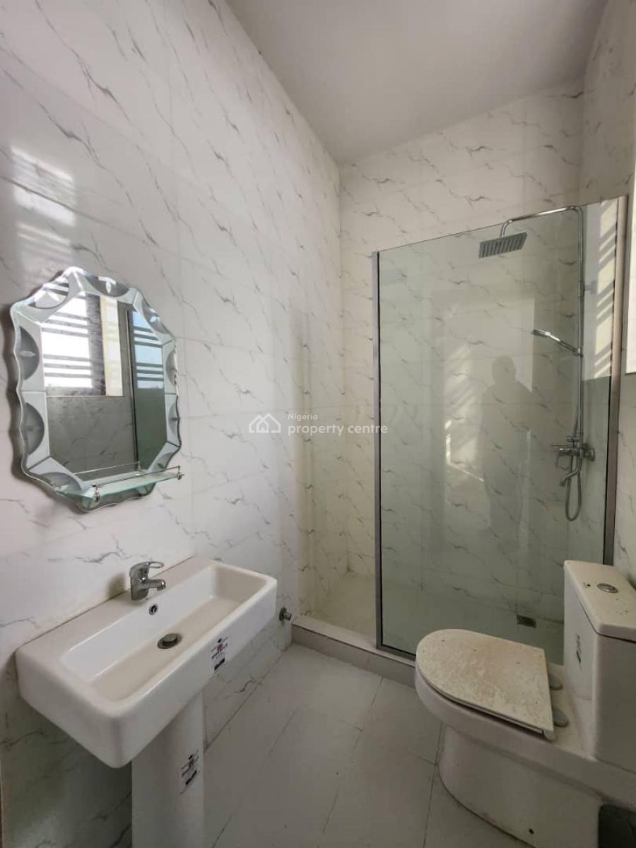 4 bedroom semi-detached duplex for rent
