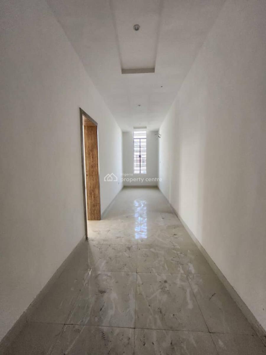4 bedroom semi-detached duplex for rent