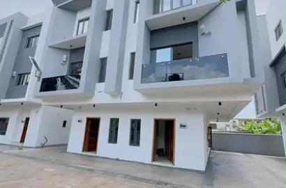 Semi-detached duplex for sale  Nicely Built 4 Bedroom Semi Detached Duplex with BQ Surulere, Lagos