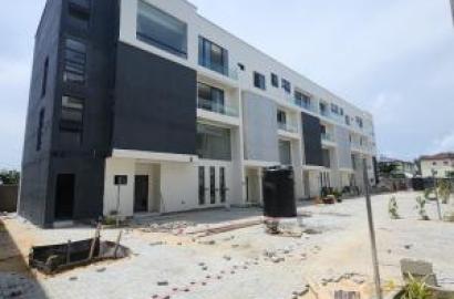4 bedroom terraced duplex for sale