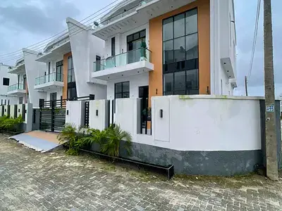 Luxury 4bedroom Fully Detached Duplex + BQ, Swimming Pool