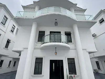 Detached duplex for sale  Ultra-Luxury 4-Bedroom Detached Duplex + BQ, Pool, Cinema, Study, Gym Banana Island, Ikoyi, Lagos