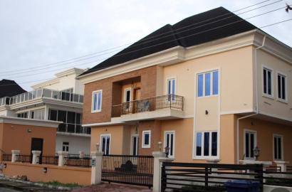For Sale Spacious 5 Bedrooms fully detached house with bq