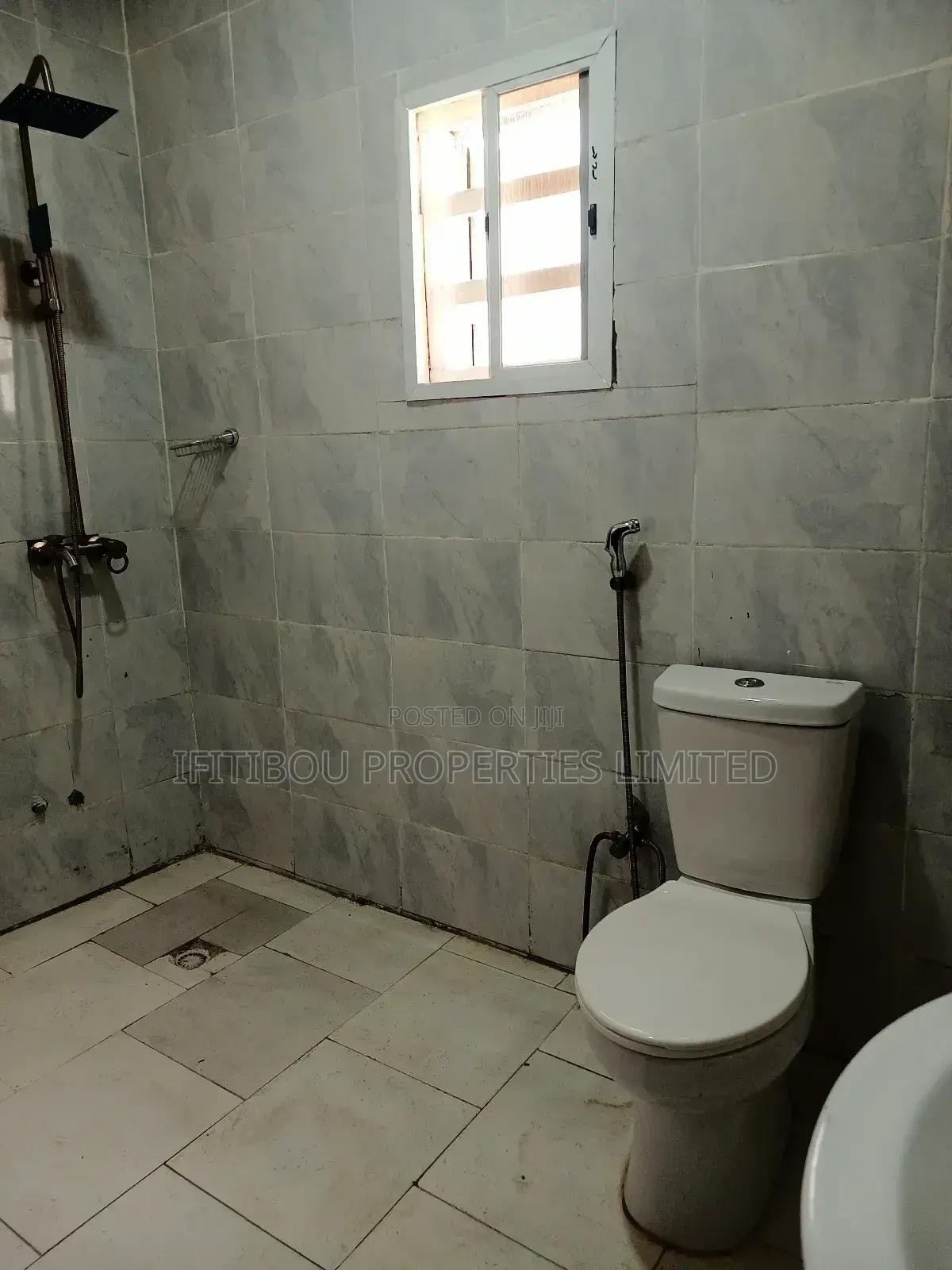 5bdrm Duplex in Naf Valley Estate, Asokoro for rent