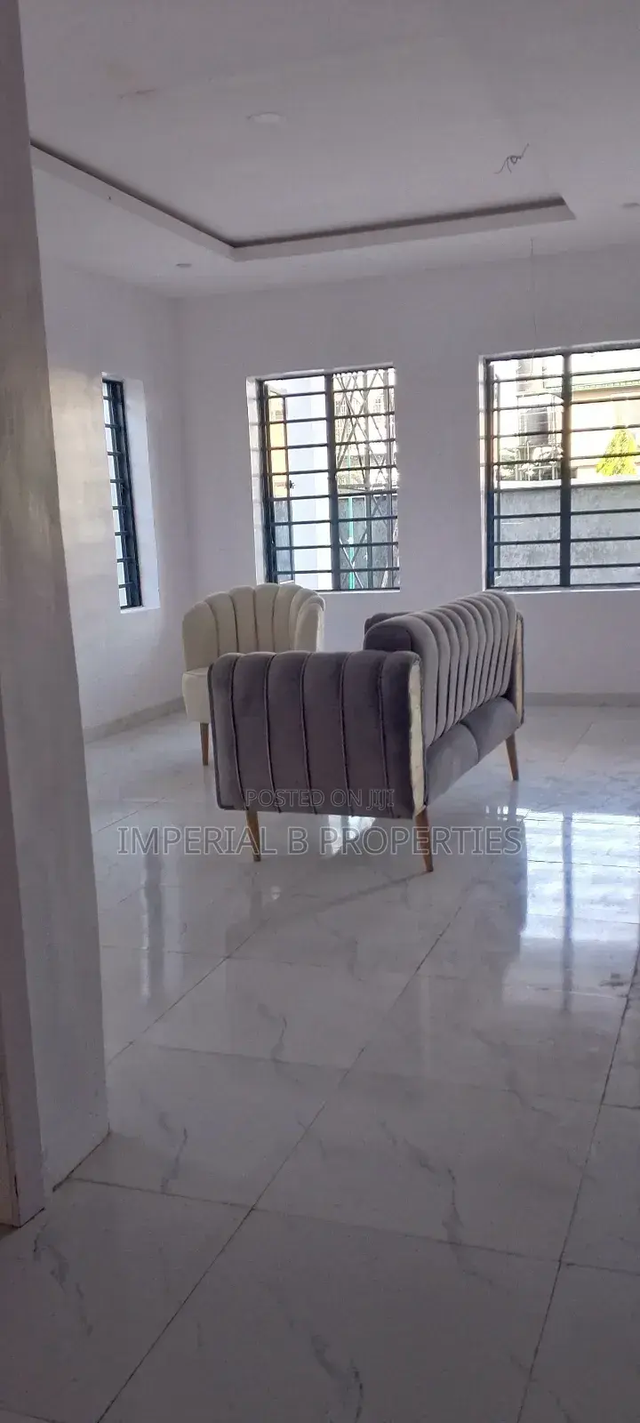 Furnished 3bdrm Townhouse/Terrace in By Crown Estate for sale