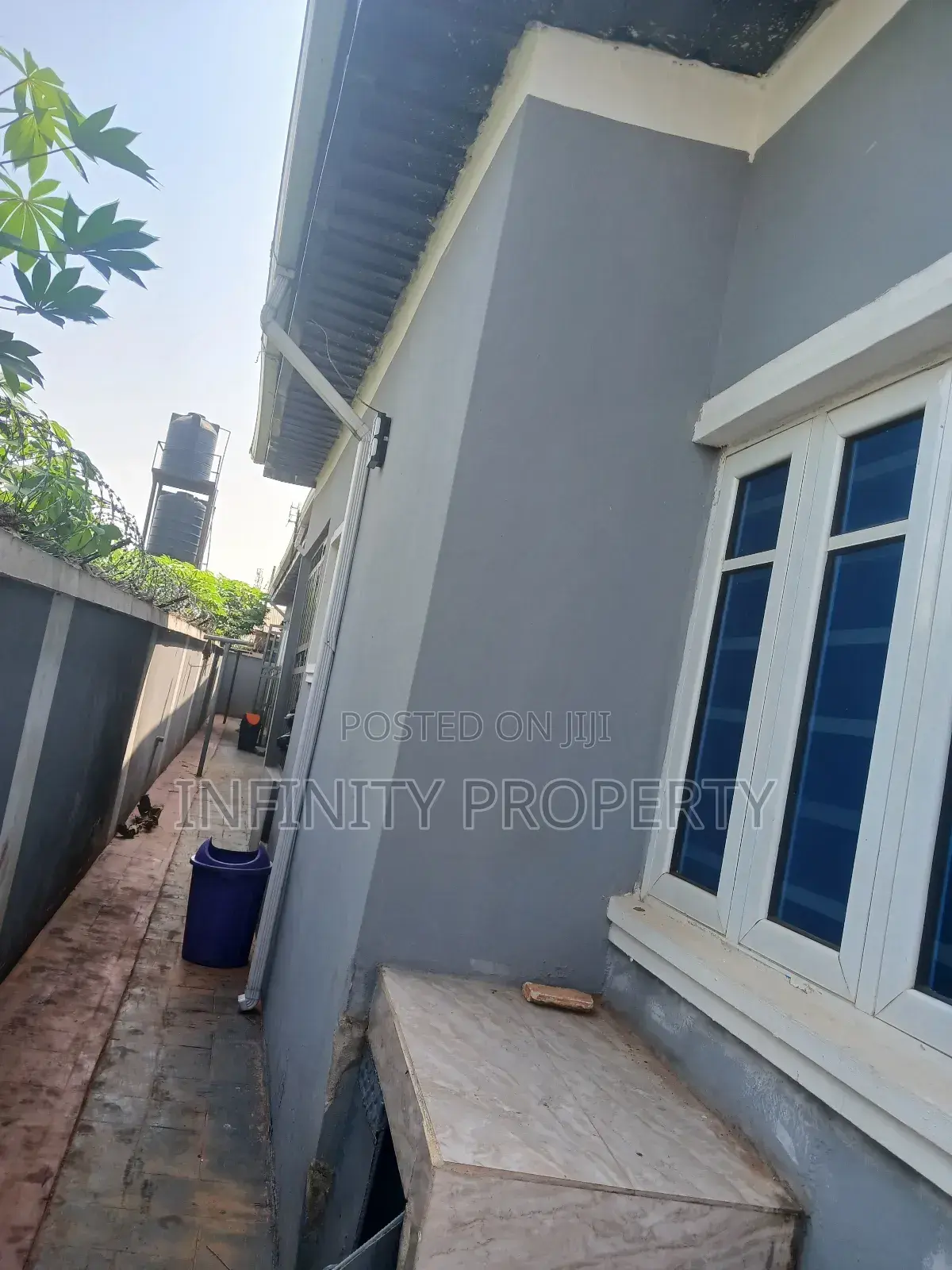 2bdrm Block of Flats in Amagba Esestate, Benin City for sale