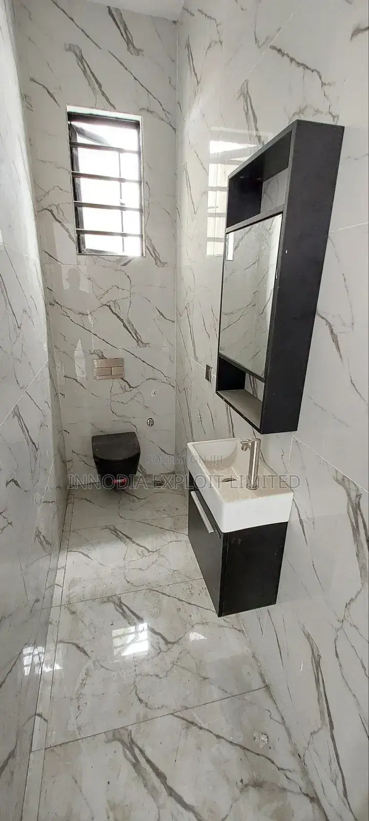 5bdrm Duplex in Royal Pine Estate,, Lekki for sale