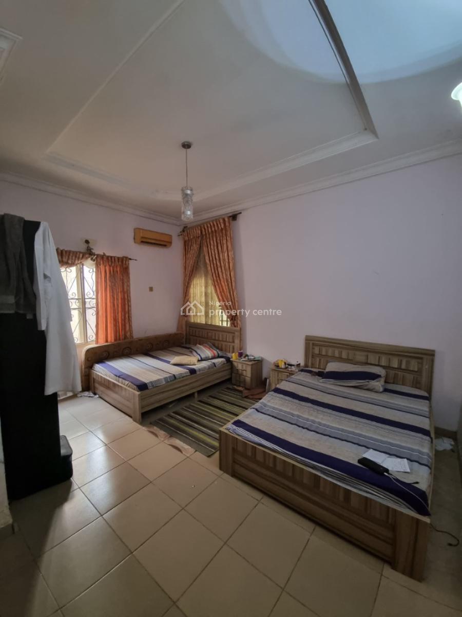 4 bedroom detached duplex for sale