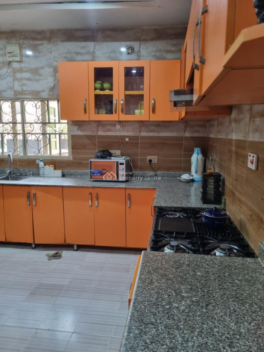 4 bedroom detached duplex for sale