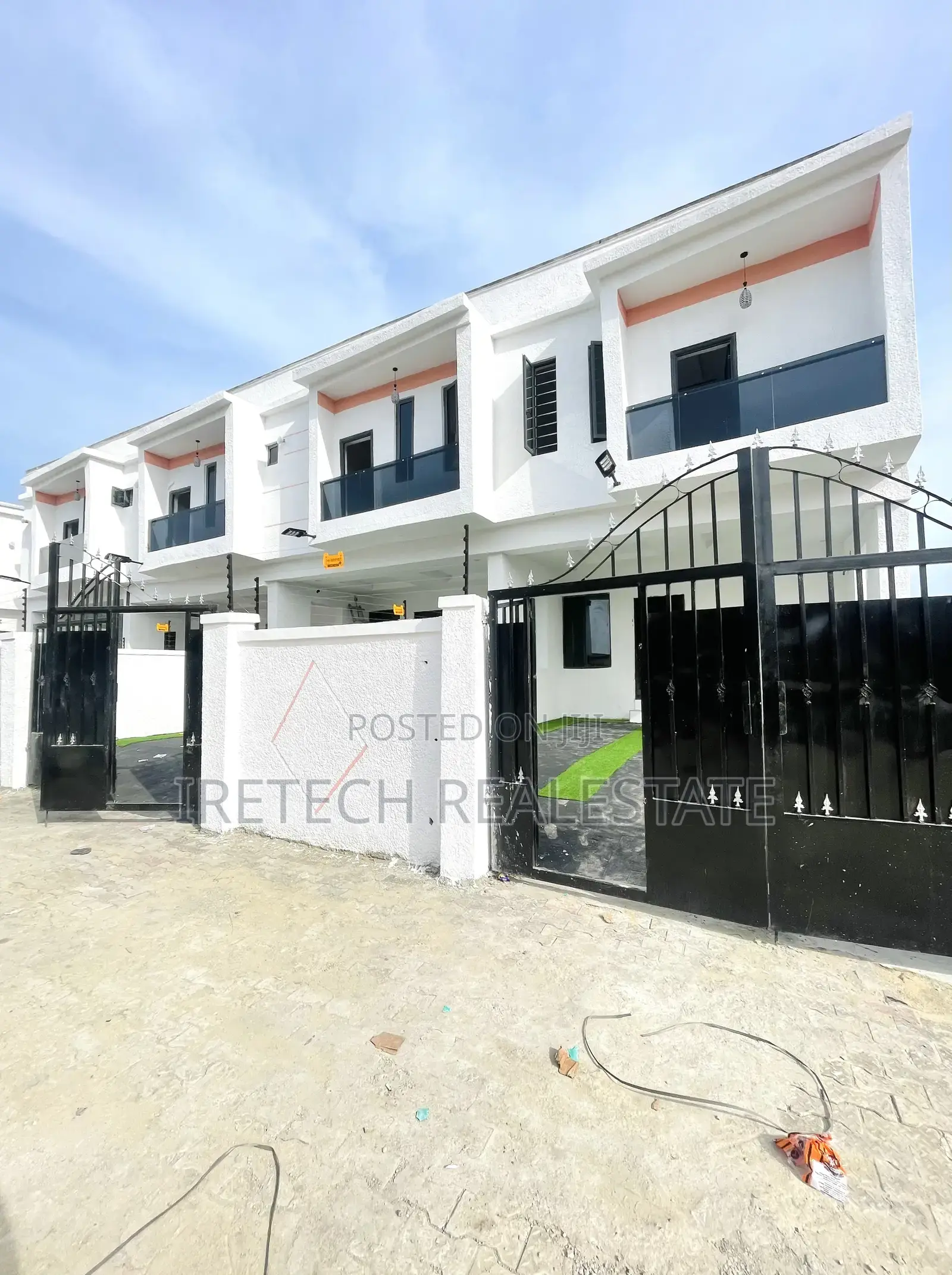 3bdrm Townhouse/Terrace in Ajah Abraham for sale