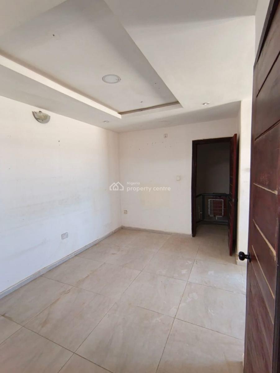 4 bedroom terraced duplex for rent