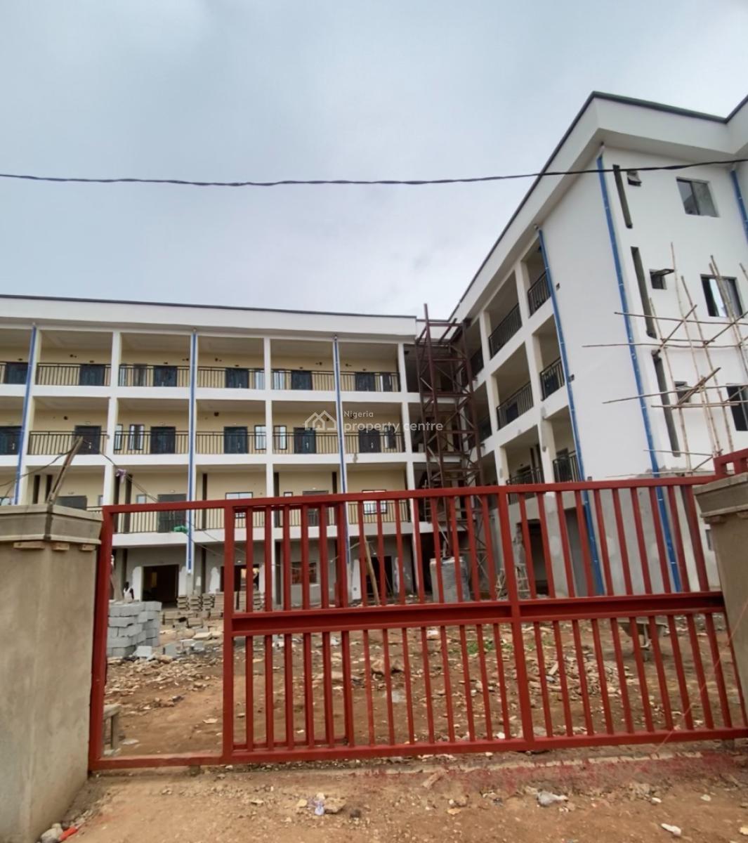 Plaza / complex / mall for sale