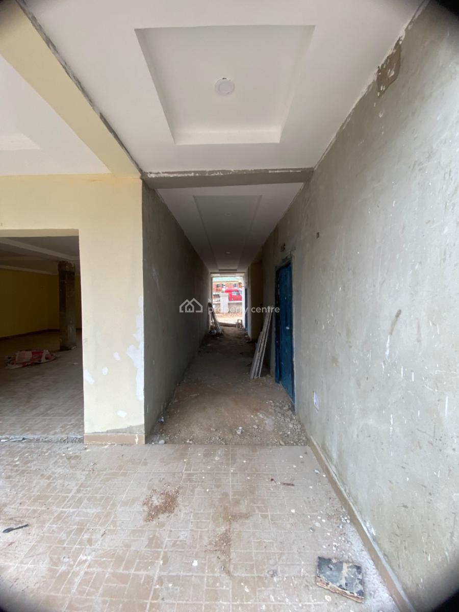 Plaza / complex / mall for sale