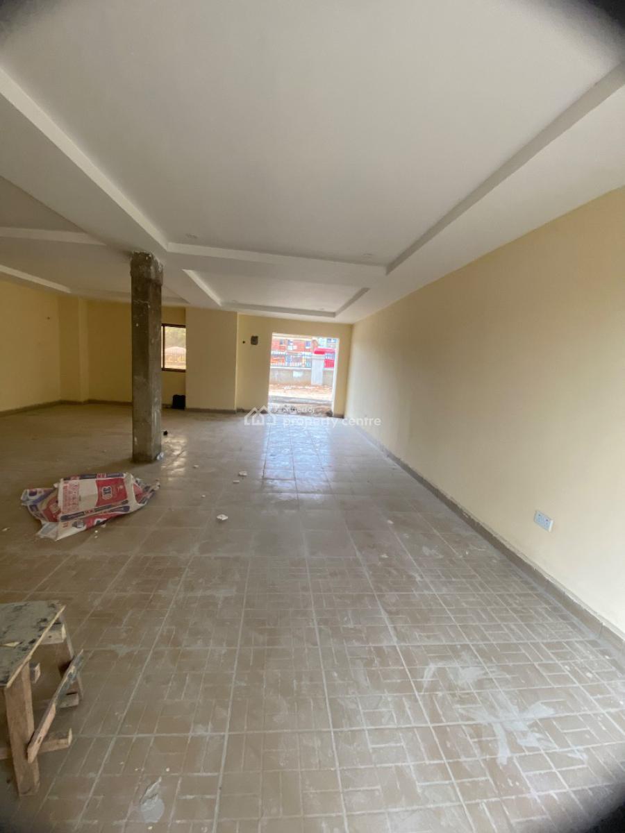 Plaza / complex / mall for sale