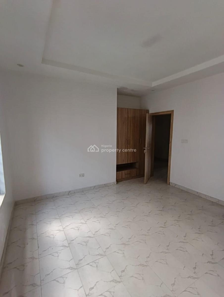 4 bedroom detached duplex for rent