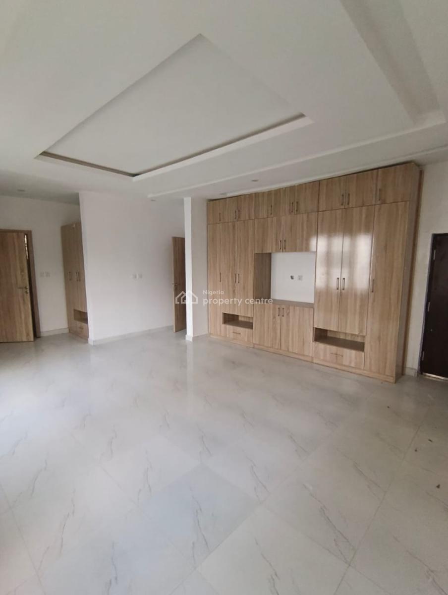 4 bedroom detached duplex for rent