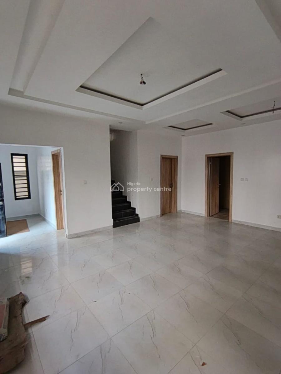 4 bedroom detached duplex for rent