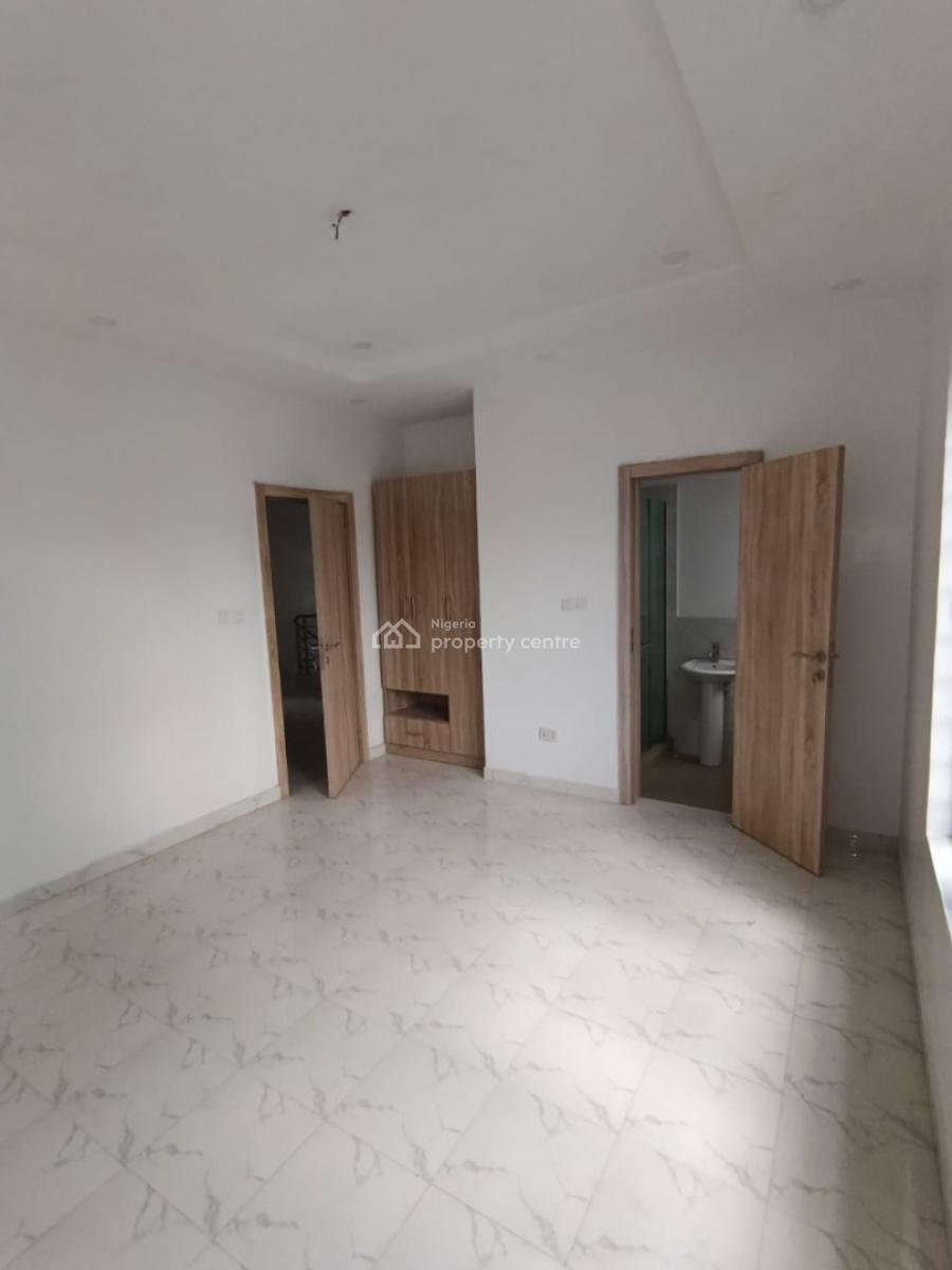 4 bedroom detached duplex for rent