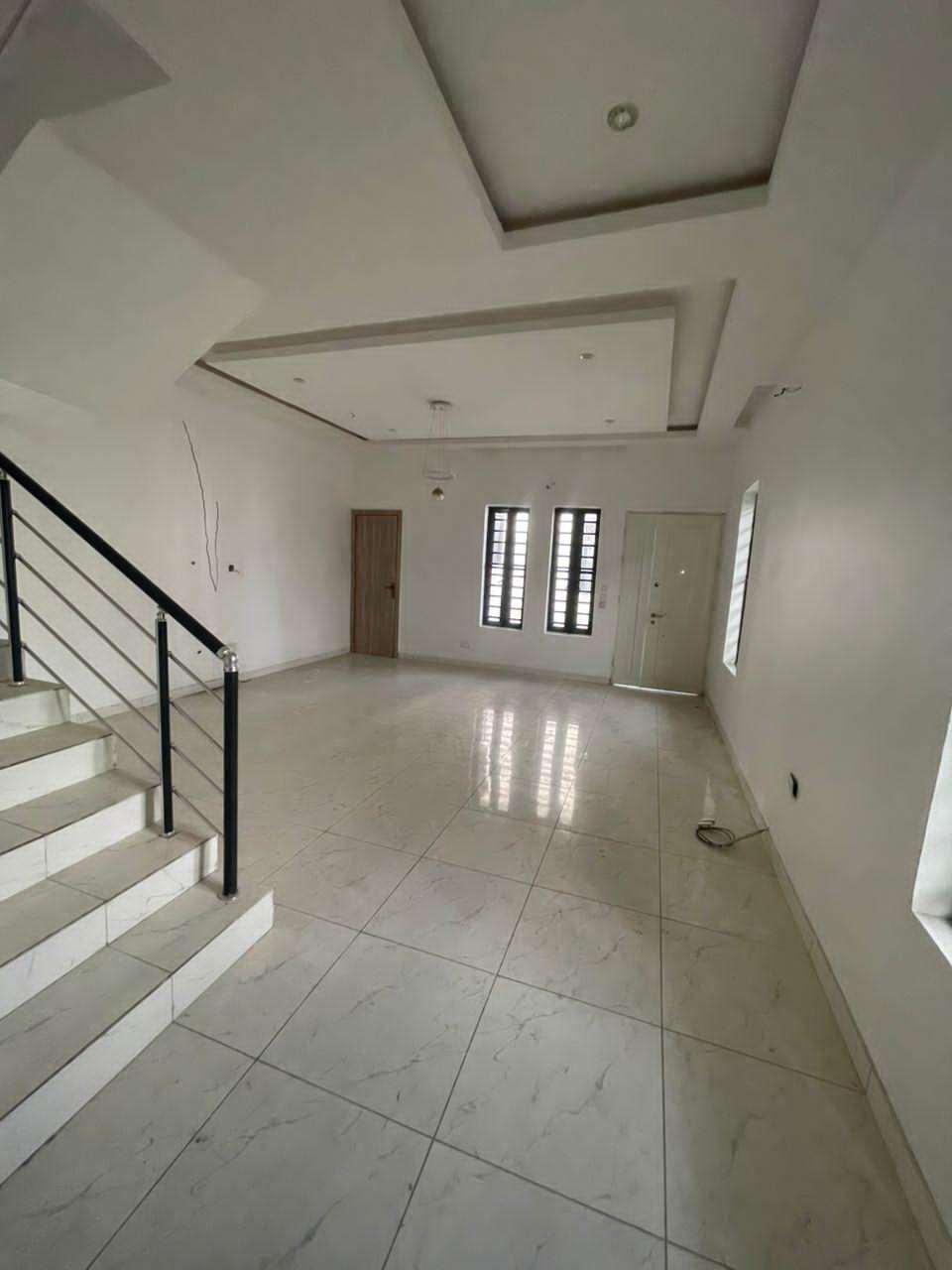 4 bedroom duplex