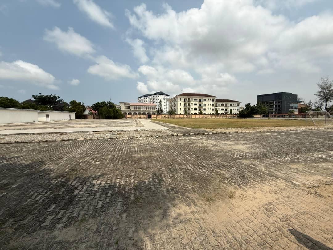 SEMI-DIRECT SALE INSTRUCTION  Property Location: Admiralty Way, Lekki Phase 1