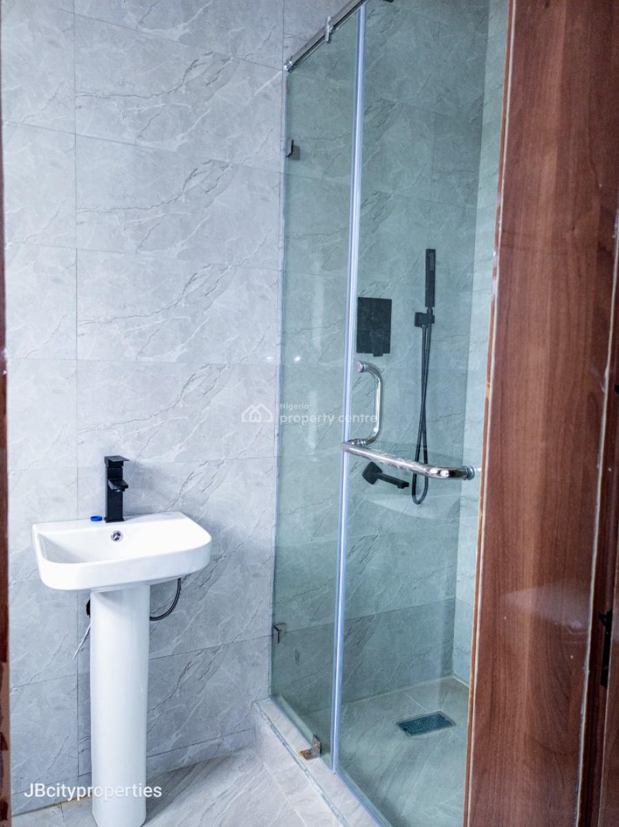 1 bedroom mini flat (room and parlour) for rent