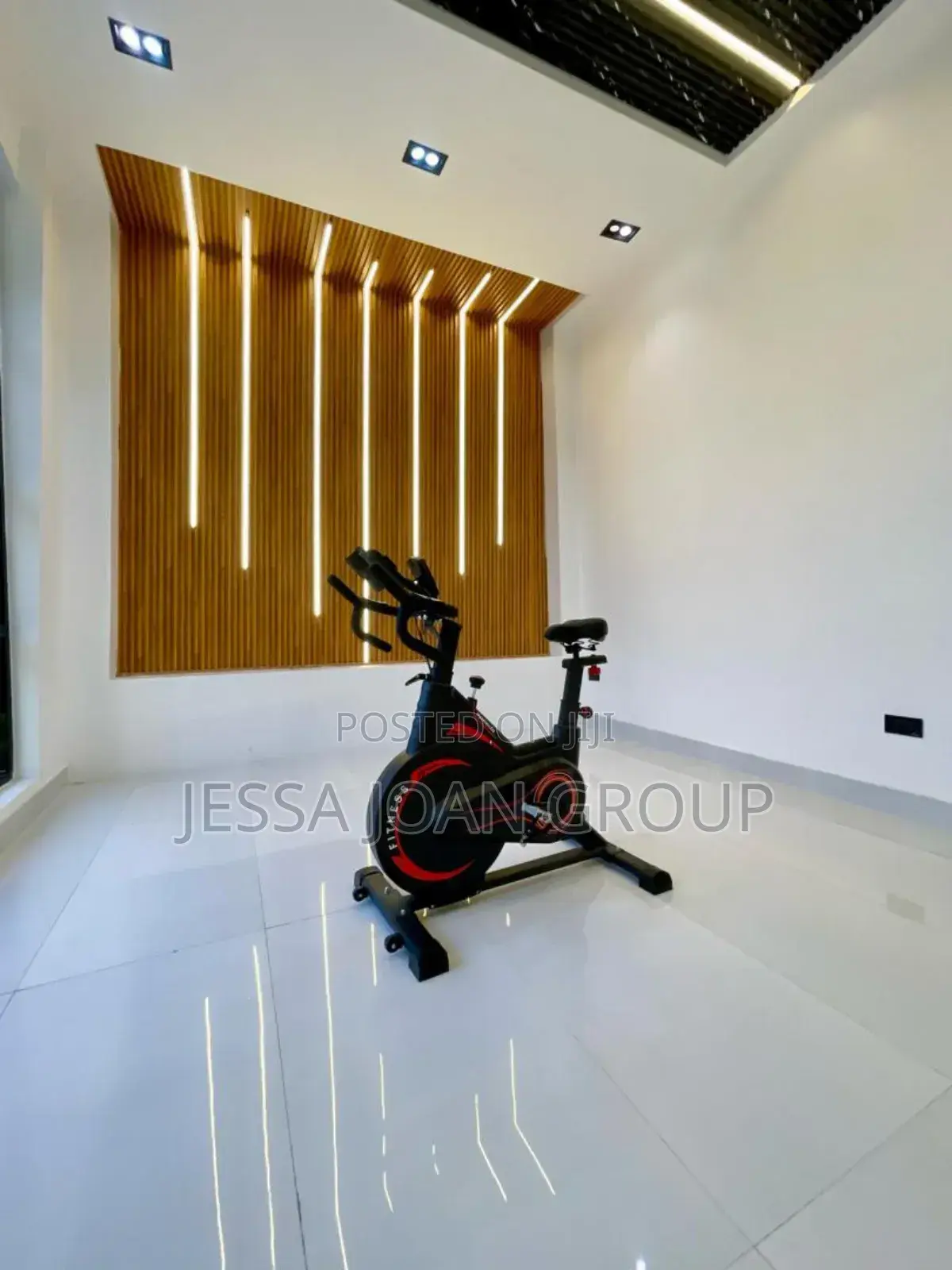 Furnished 5bdrm Mansion in Chevron for sale