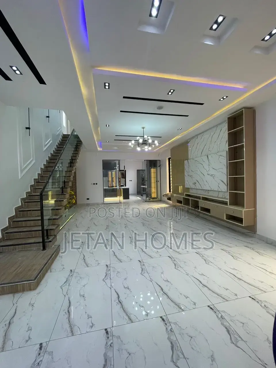 5bdrm Duplex in Lekki for sale