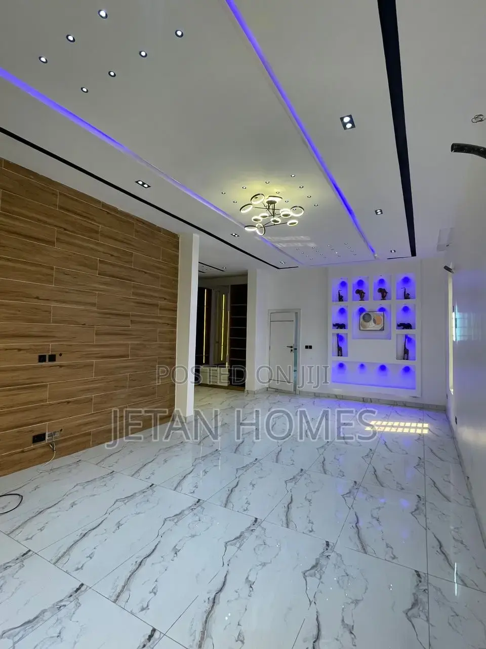 5bdrm Duplex in Lekki for sale